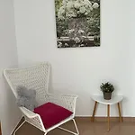 Azahara Нерха
